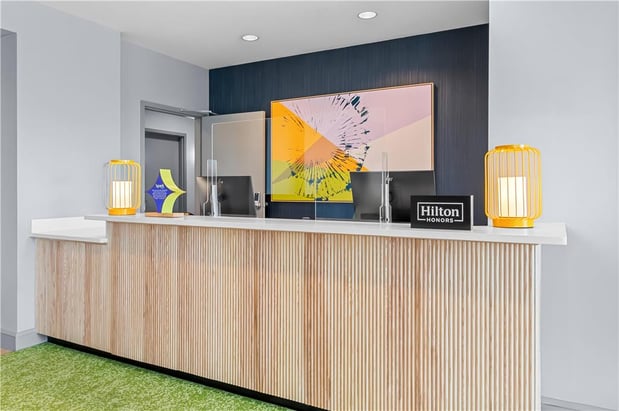 Images Spark by Hilton Victoria