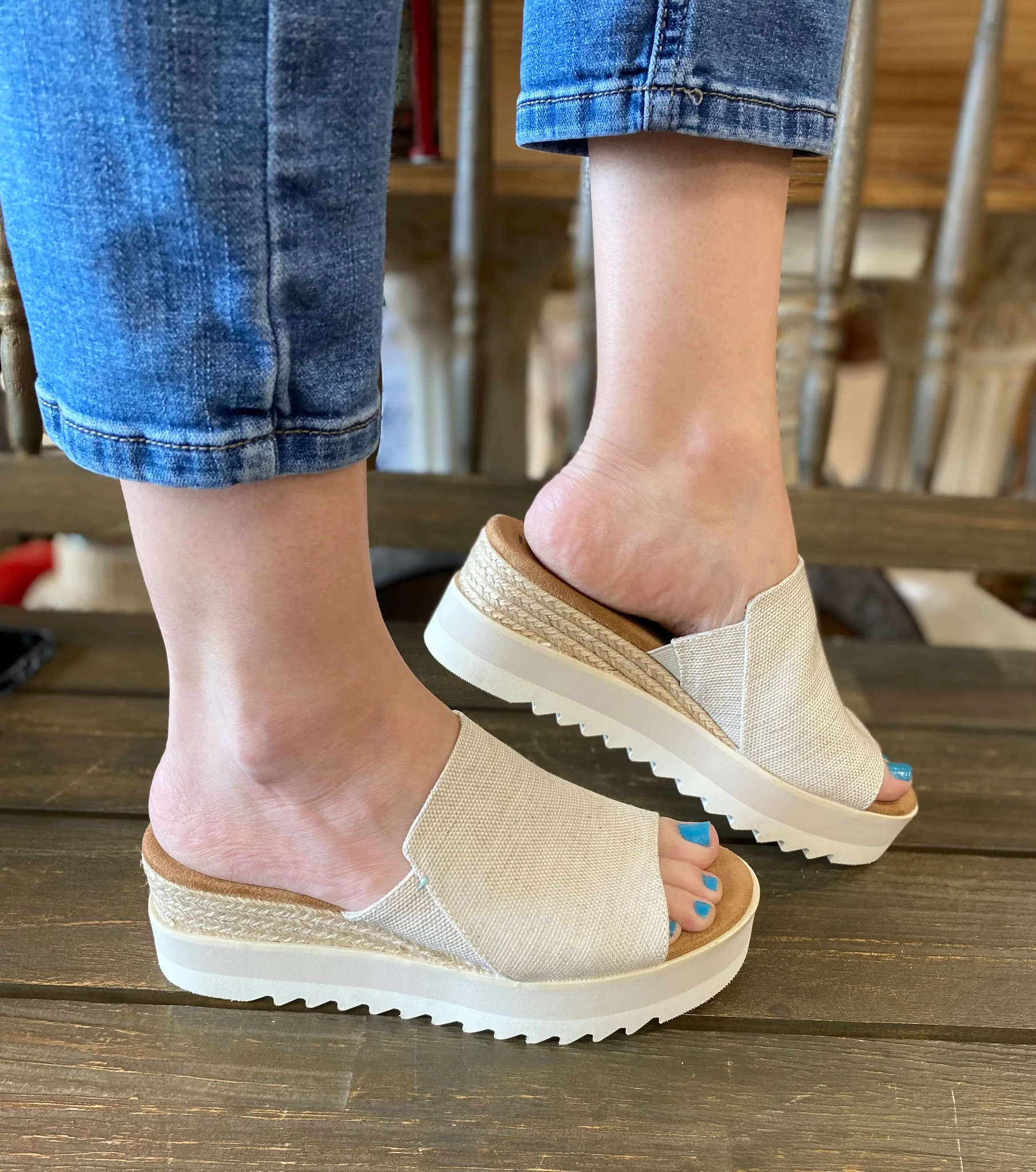 TOMS “Diana” Mule In Natural