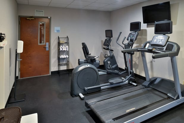 Images Holiday Inn Express Lewisburg/New Columbia by IHG
