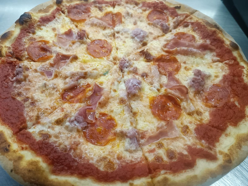 Images Pizzeria San Michele