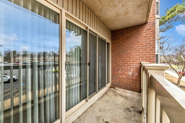 Images Arden Pointe Apartments
