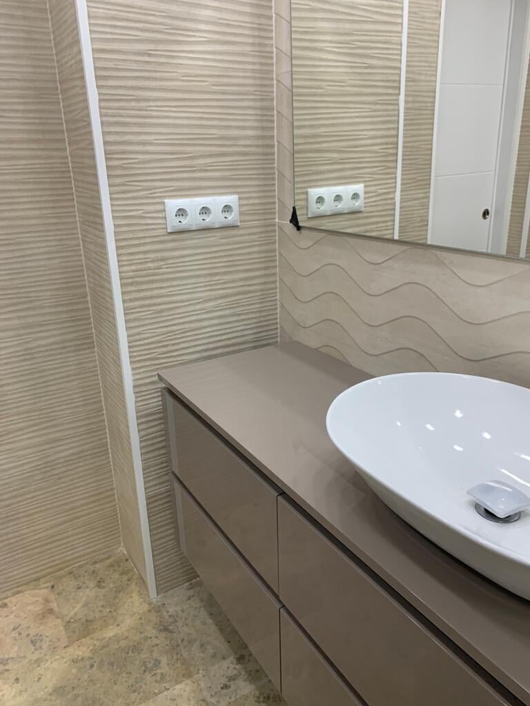 Images Kaira Servicios y Reformas S.L.