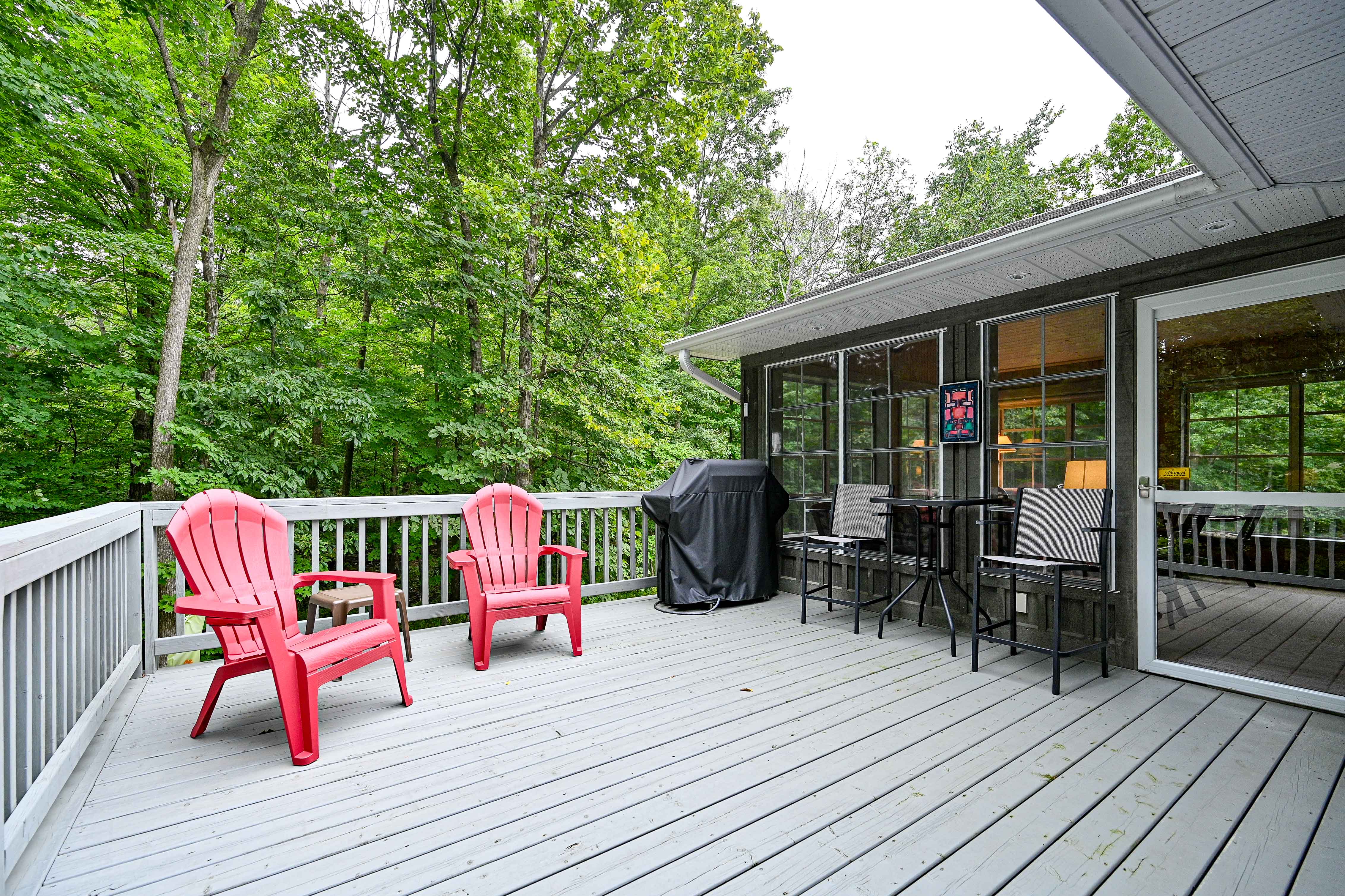 Images Leif Olson - Ottawa Real Estate Agent - Hamre Team RE/MAX Affiliates