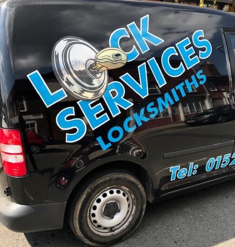 Lock Services Leighton Buzzard 01525 375763