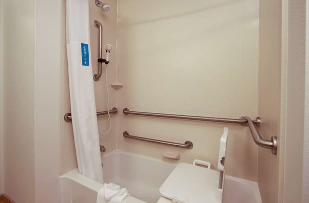 Images Hampton Inn Winfield