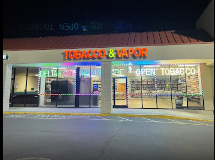 Images Bluefield Tobacco & Vape 2