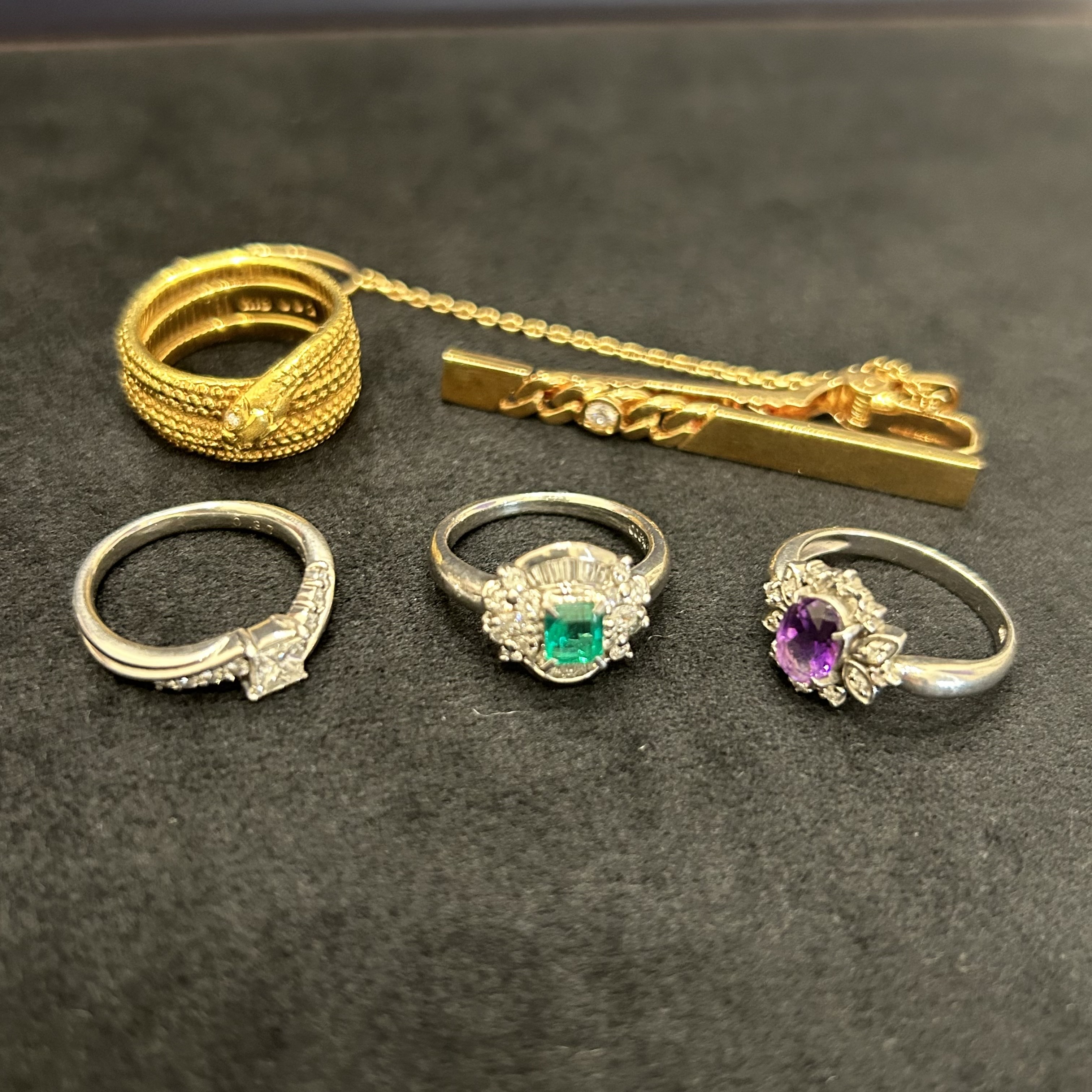 Images KOMEHYO（コメ兵）買取センターアミュプラザくまもと