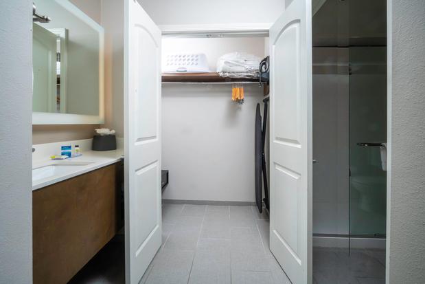 Images Staybridge Suites Summerville - Charleston Area by IHG