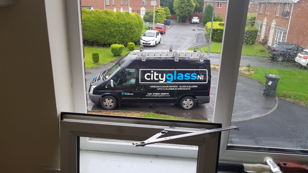 City Glass N.I Belfast 07850 308919