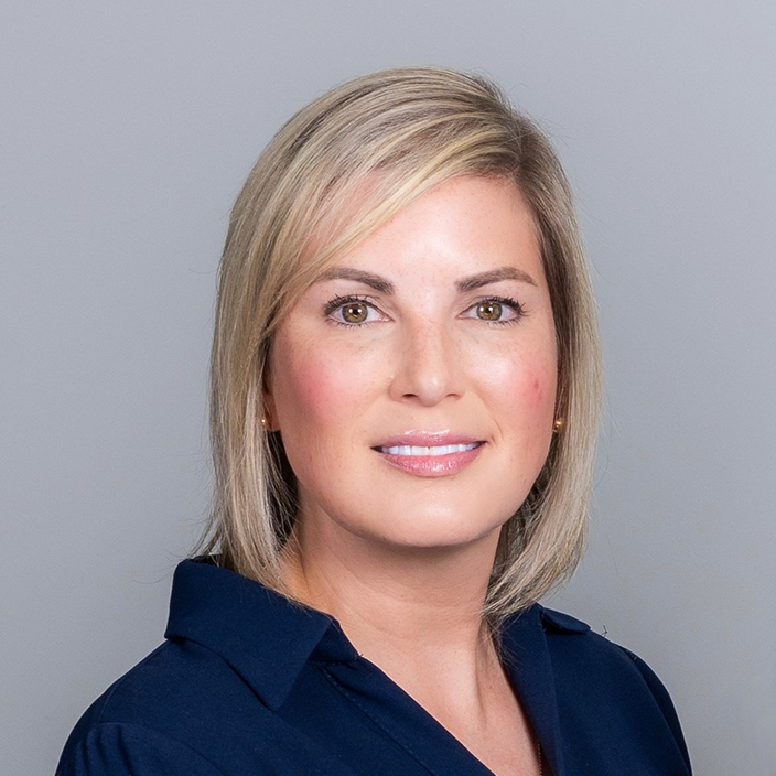 April Nicholson headshot.