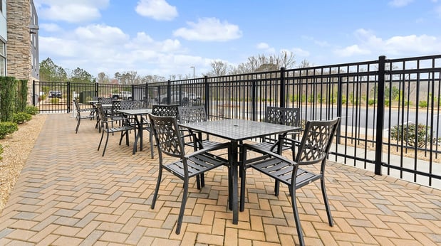 Images Holiday Inn Express & Suites Macon North by IHG