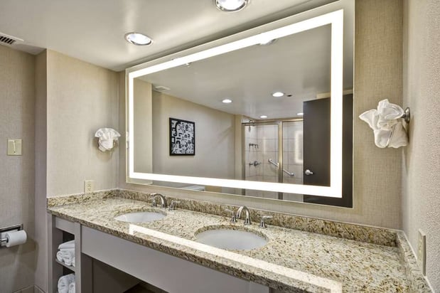 Images Embassy Suites by Hilton Charlotte
