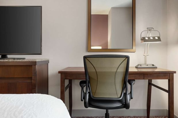 Images Hilton Garden Inn Louisville Downtown