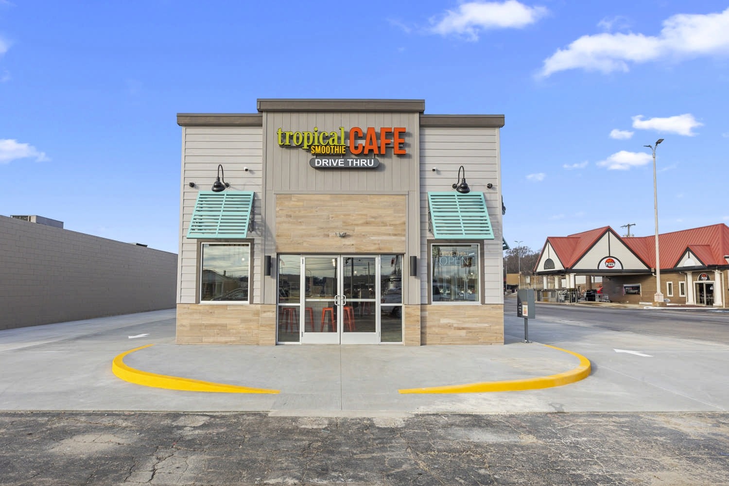 Tropical Smoothie Cafe Image