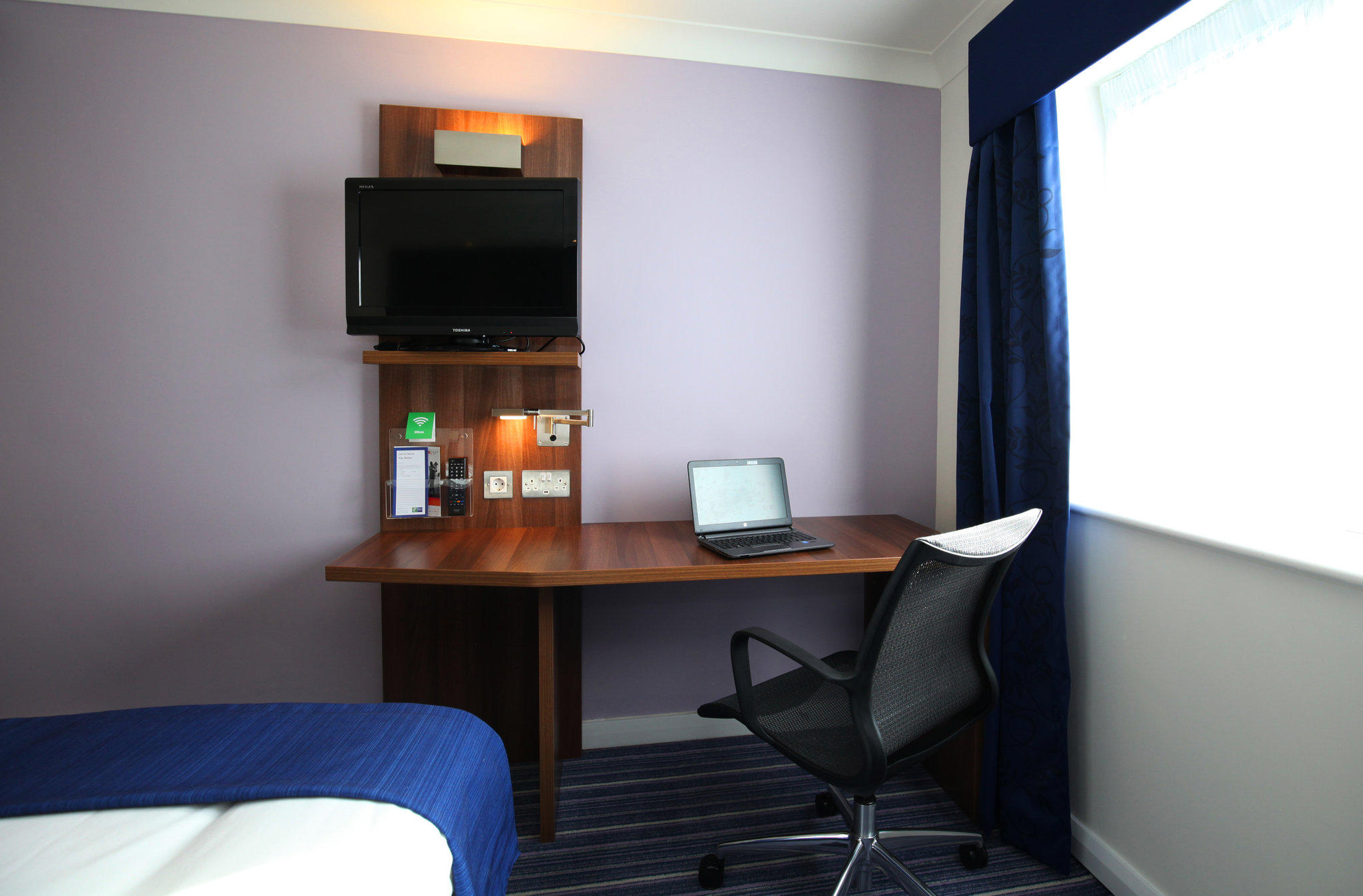Images Holiday Inn Express Glenrothes, an IHG Hotel