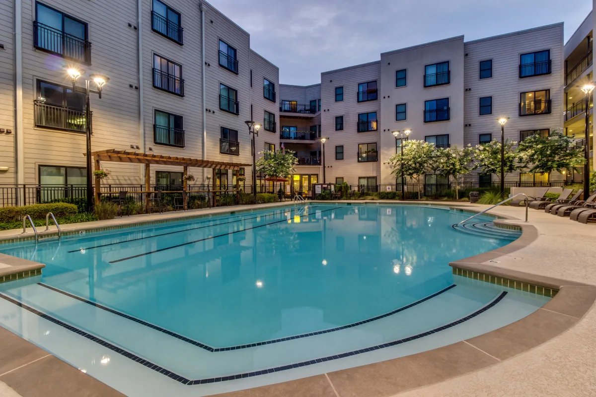 Swimming pool