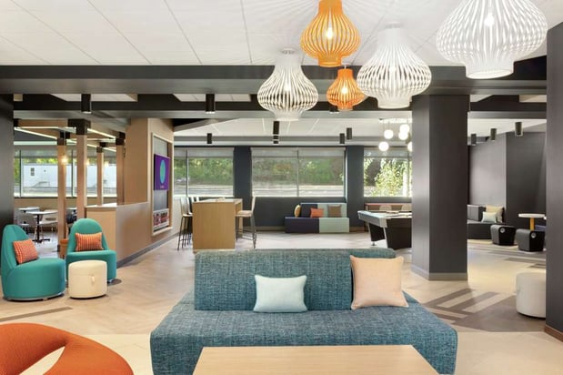 Images Tru by Hilton Albany Crossgates Mall