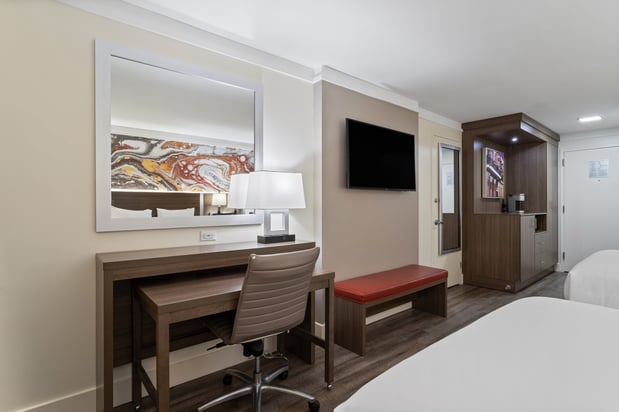 Images Crowne Plaza Executive Center Baton Rouge by IHG