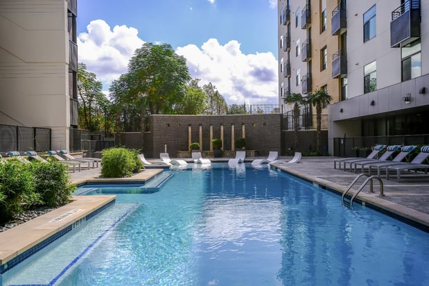 Images Berkshire Riverview Apartments