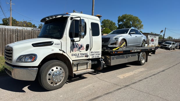 Images Eagle Towing & Recovery