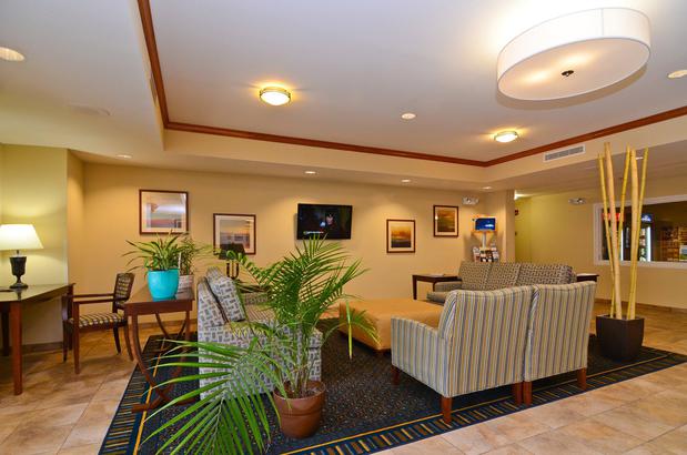 Images Candlewood Suites Chambersburg, an IHG Hotel