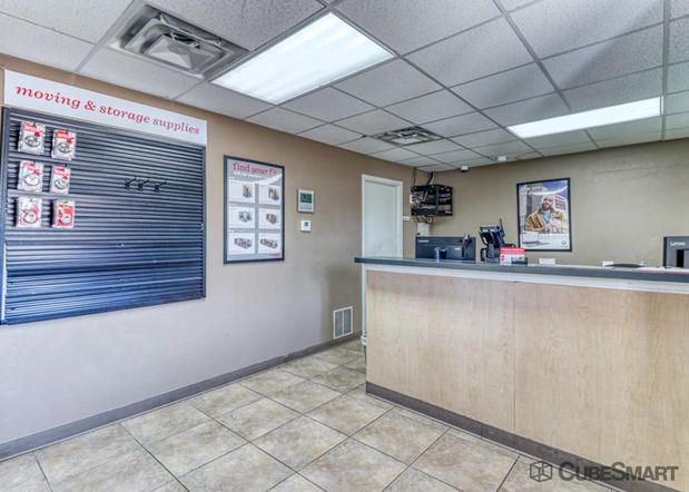 Images CubeSmart Self Storage