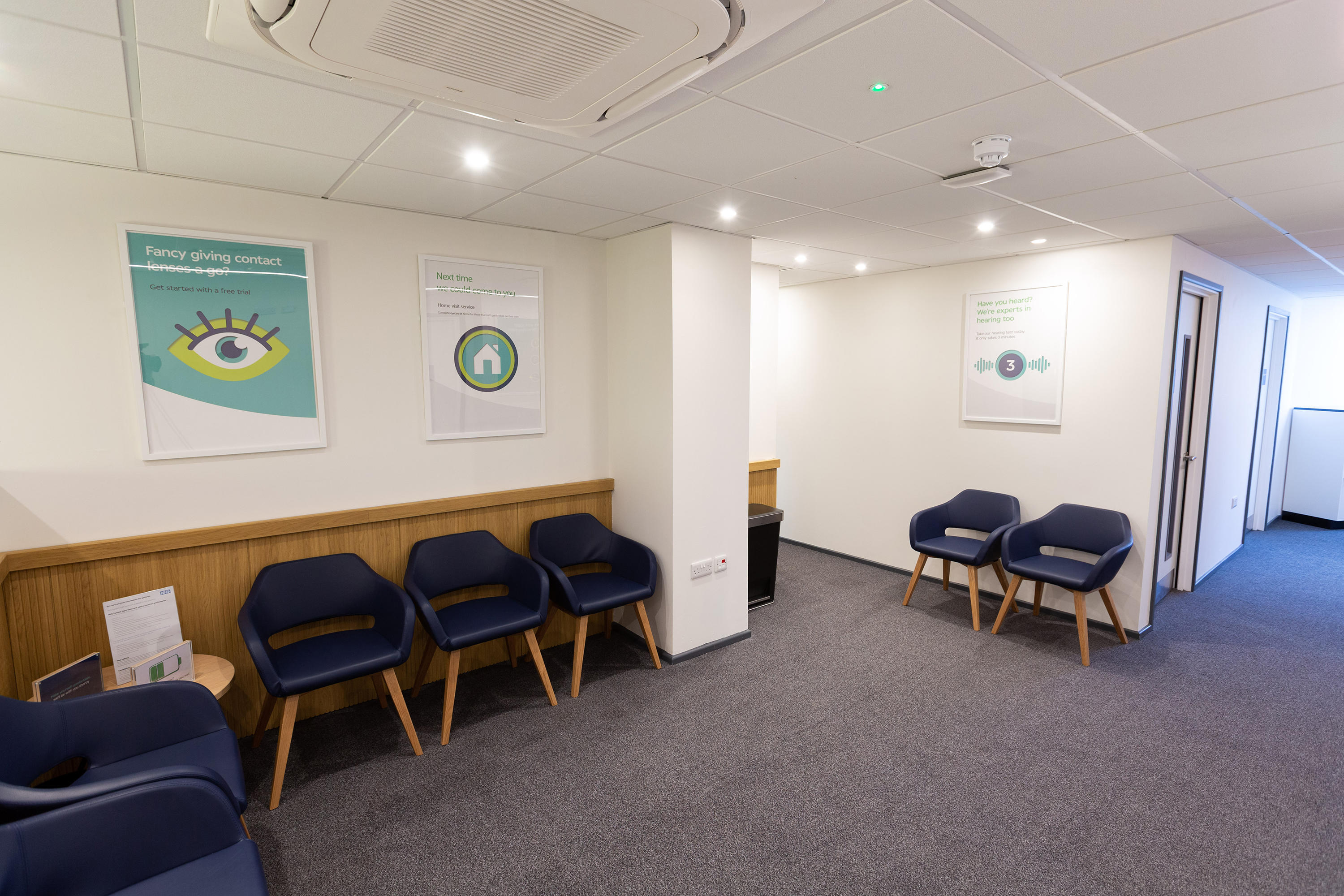Specsavers Dudley - customer waiting area Specsavers Opticians and Audiologists - Dudley Dudley 01384 214851