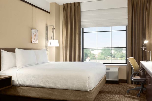 Images Hilton Garden Inn Charlotte/SouthPark