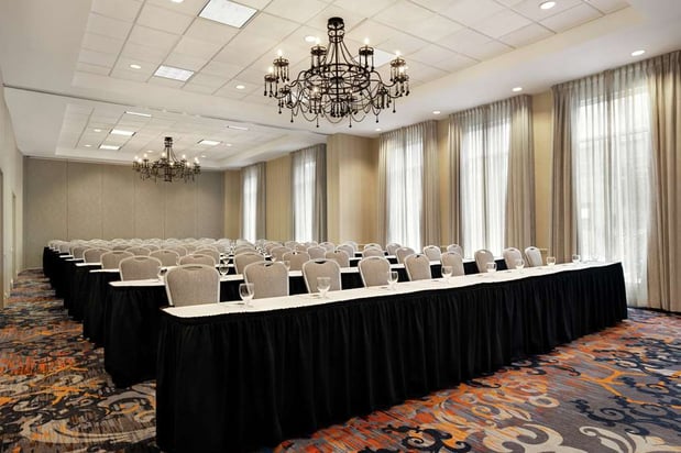 Images Hilton Garden Inn New Orleans Convention Center