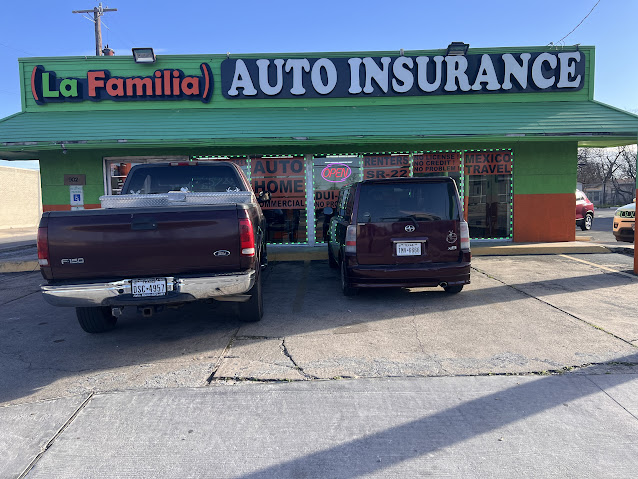 La Familia Auto Insurance & Tax Services Image