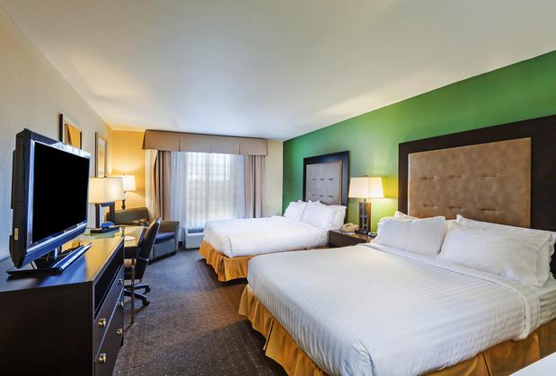 Images Holiday Inn Express & Suites Eagle Pass, an IHG Hotel