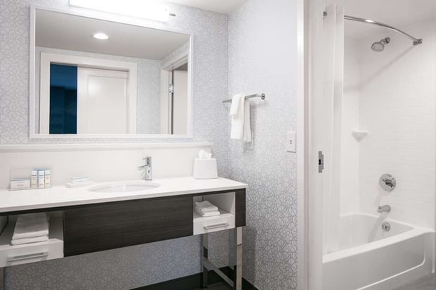 Images Hampton Inn Dubuque