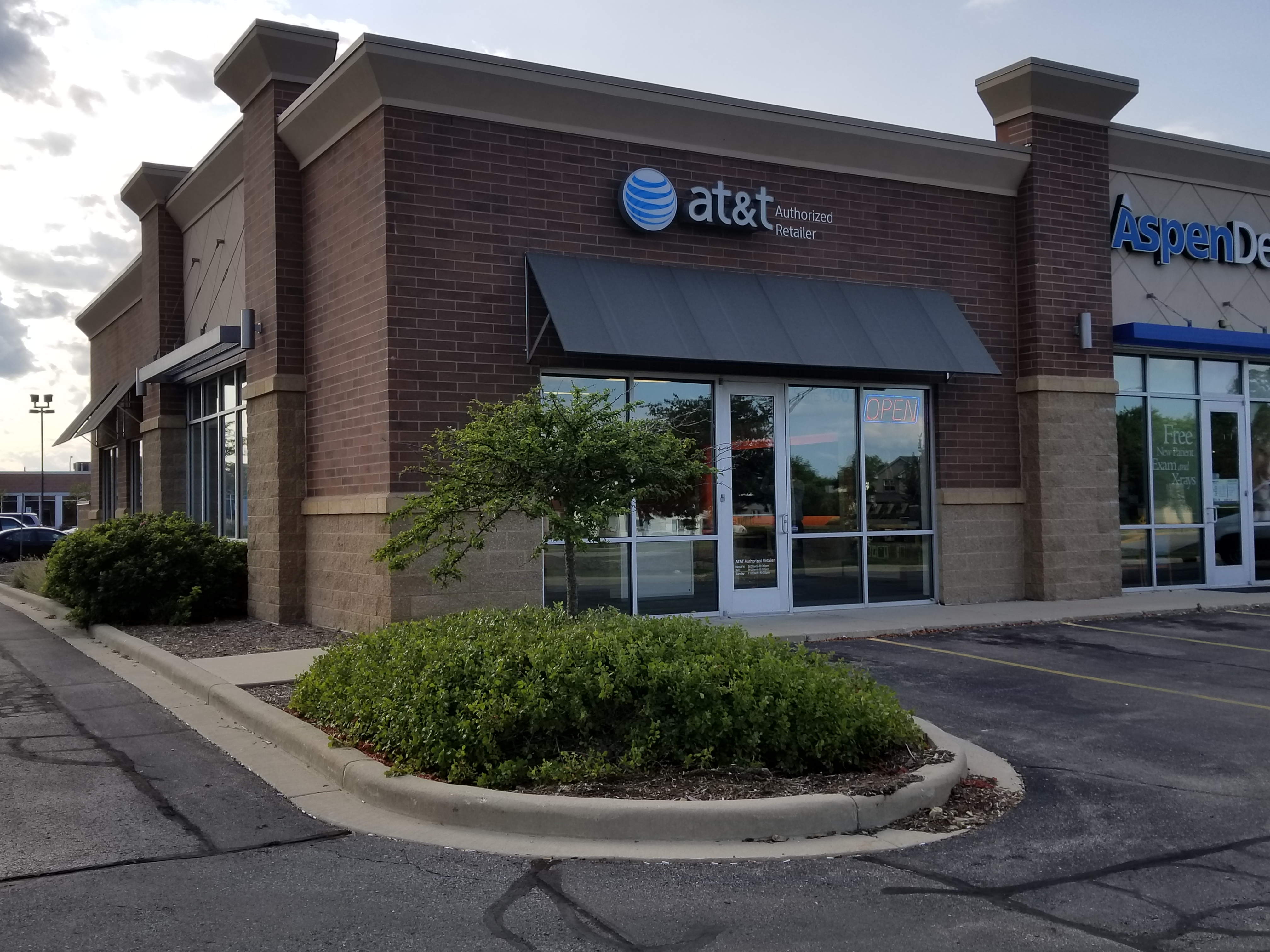 AT&T Store Coupons near me in Oak Creek, WI 53154 | 8coupons