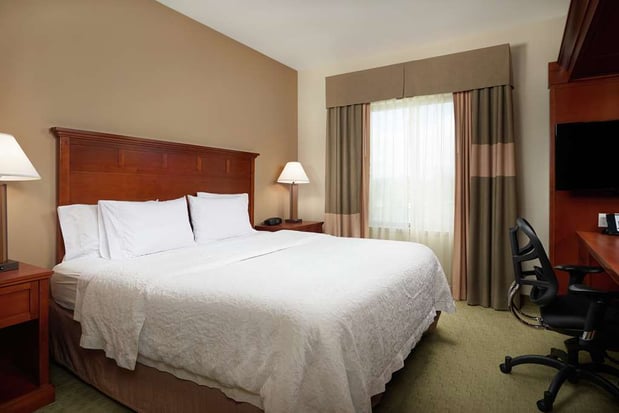 Images Hampton Inn & Suites Salem