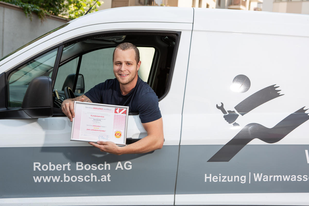 Bilder Robert Bosch AG, Werkskundendienst der Marken Bosch, Buderus und Junkers