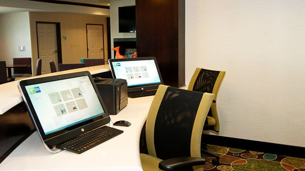 Images Holiday Inn Express & Suites Wichita Northeast by IHG