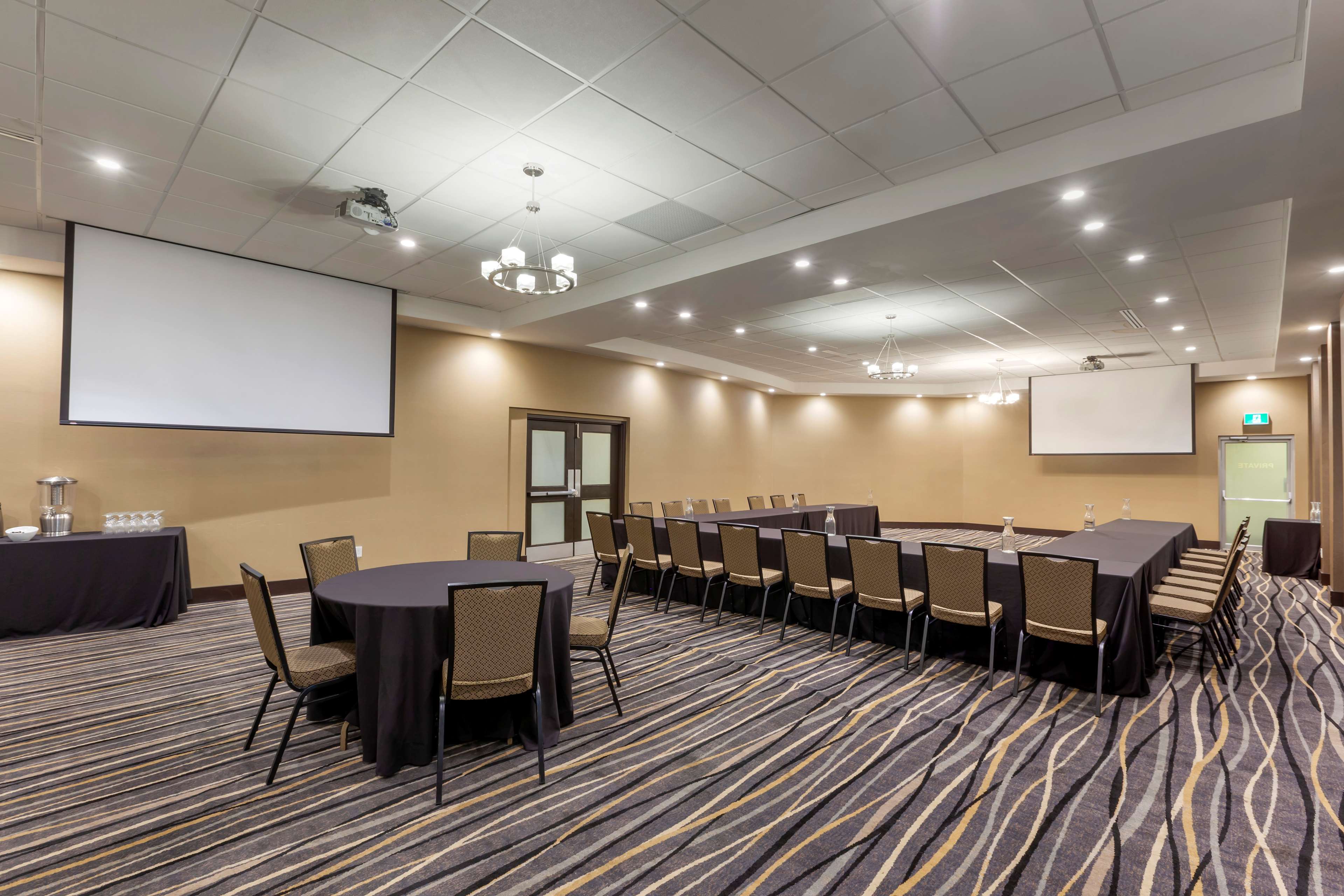 meeting room Best Western Plus Leamington Hotel & Conference Centre Leamington (519)326-8646