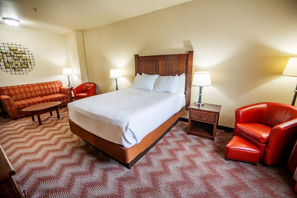 King and Queen Suite