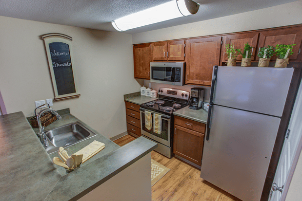 Images Commons at Avalon Park Apartments