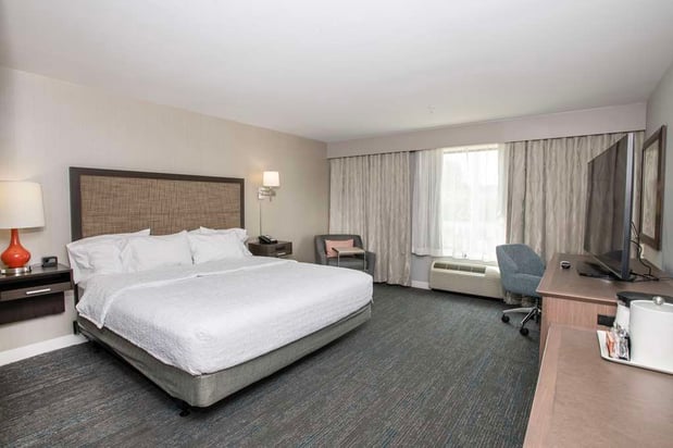 Images Hampton Inn & Suites Cincinnati / Kenwood