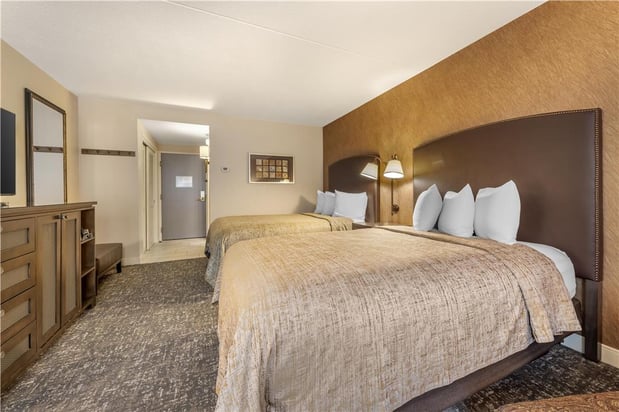 Images Best Western Plus The Normandy Inn & Suites