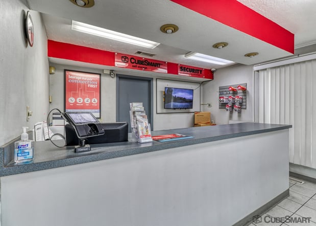 Images CubeSmart Self Storage