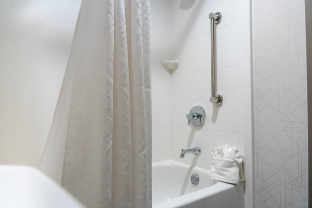 Images Holiday Inn Express Frazer-Malvern by IHG