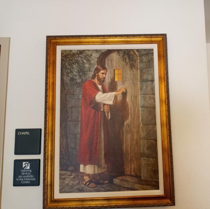 Picture of Jesus Christ in hallway