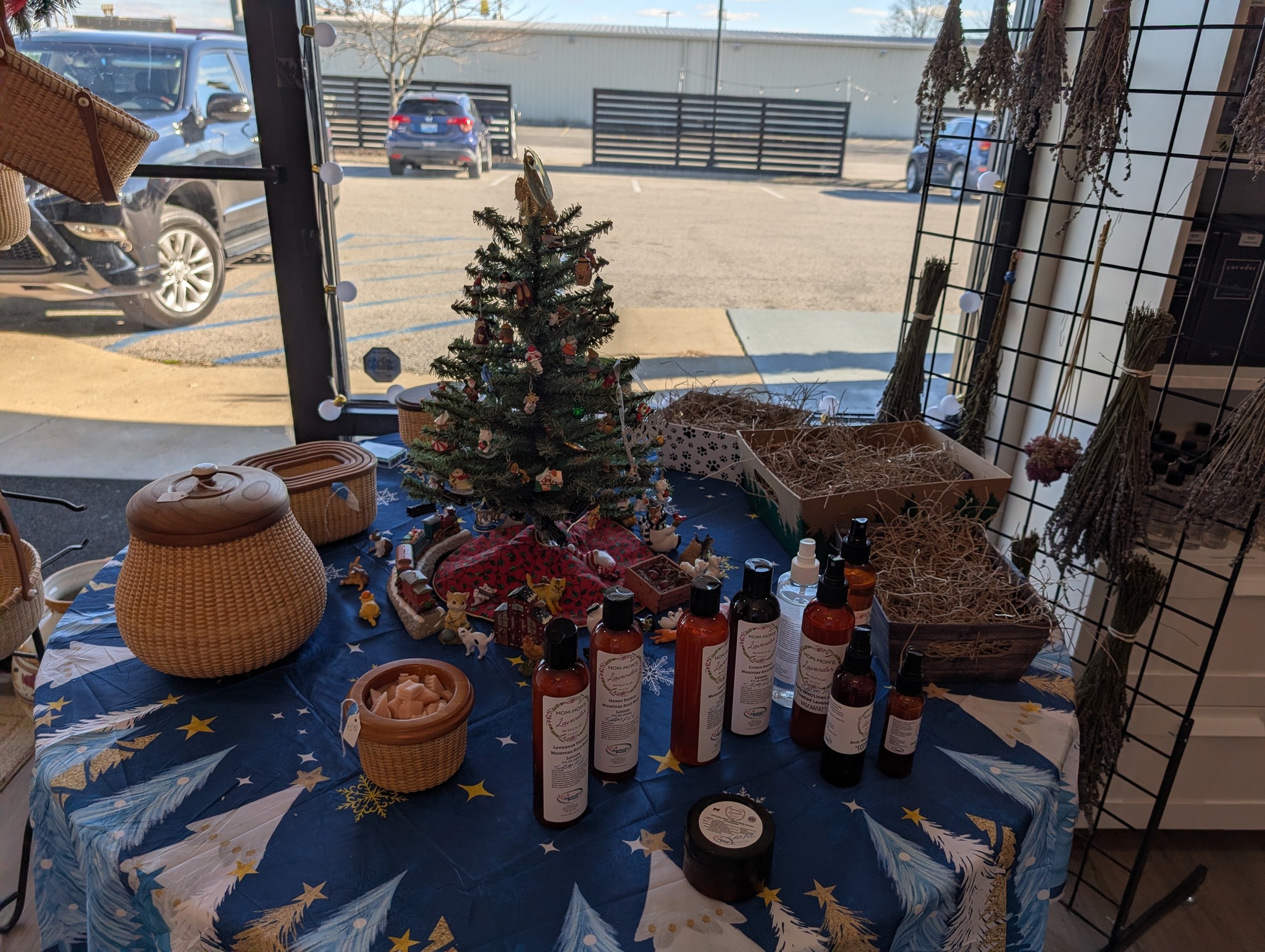 Mom-Mom's Lavender Image