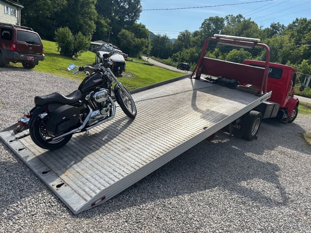 Images M&D's Towing