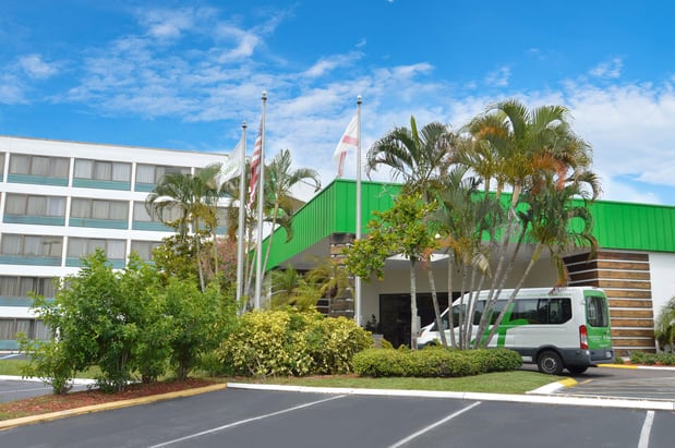 Images Holiday Inn St. Petersburg N- Clearwater by IHG
