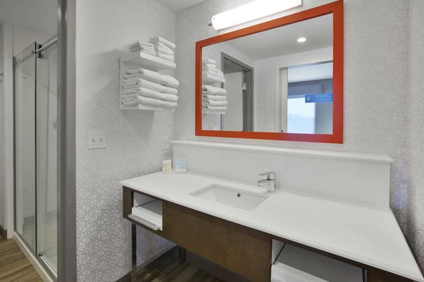Images Hampton Inn & Suites Grandville Grand Rapids South
