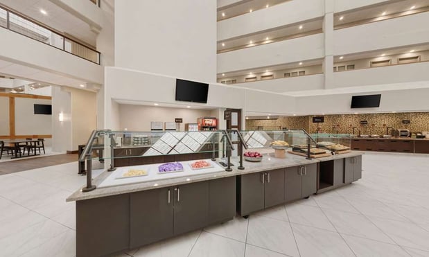 Images Embassy Suites by Hilton Milwaukee Brookfield