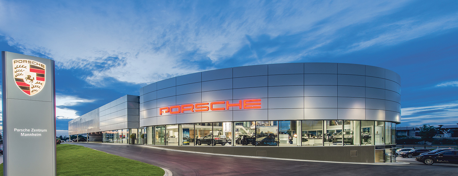 Fotos - Porsche Zentrum Mannheim - Penske Sportwagenzentrum GmbH - 2